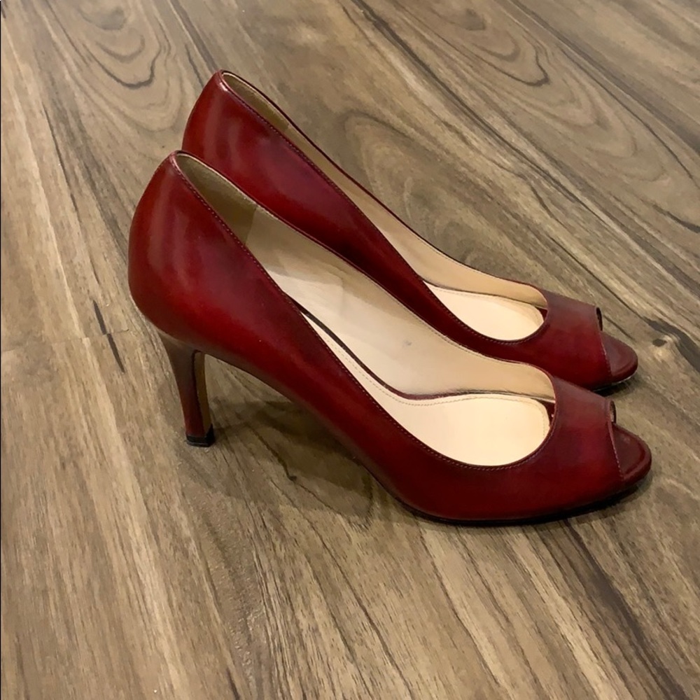 PRADA peep toe